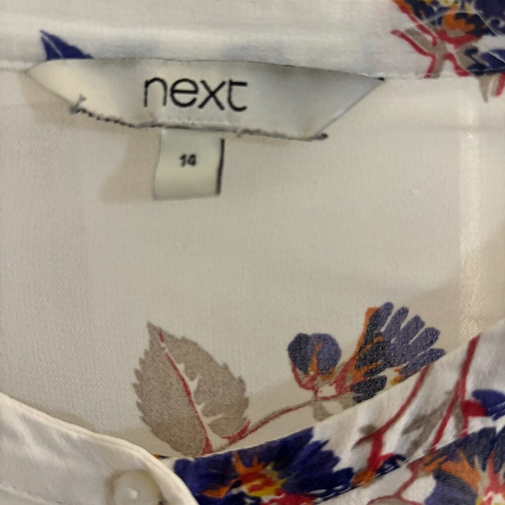 Spring Top - Picture 2 of 3